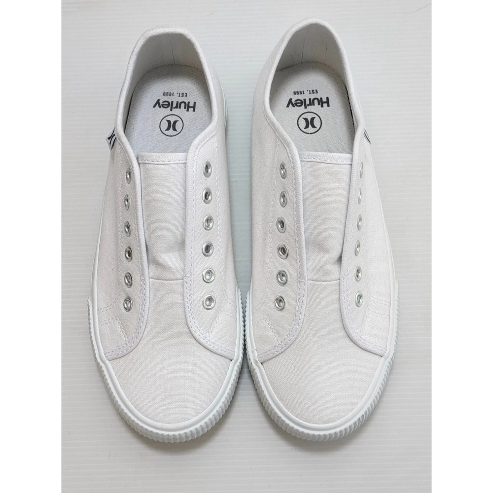 Hurley Women's Chloe Canvas Sneakers Low Top Shoes, White, 6 new in box